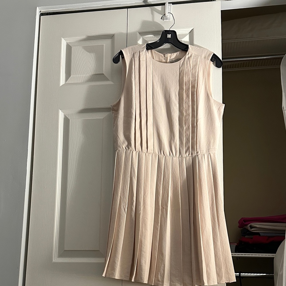 H&M Cream Pleated Mini Dress